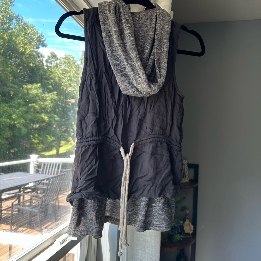 BKE gray vest